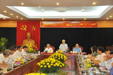 Tổng Bí thư Nguyễn Phú Trọng thăm và làm việc với Bộ KH&CN